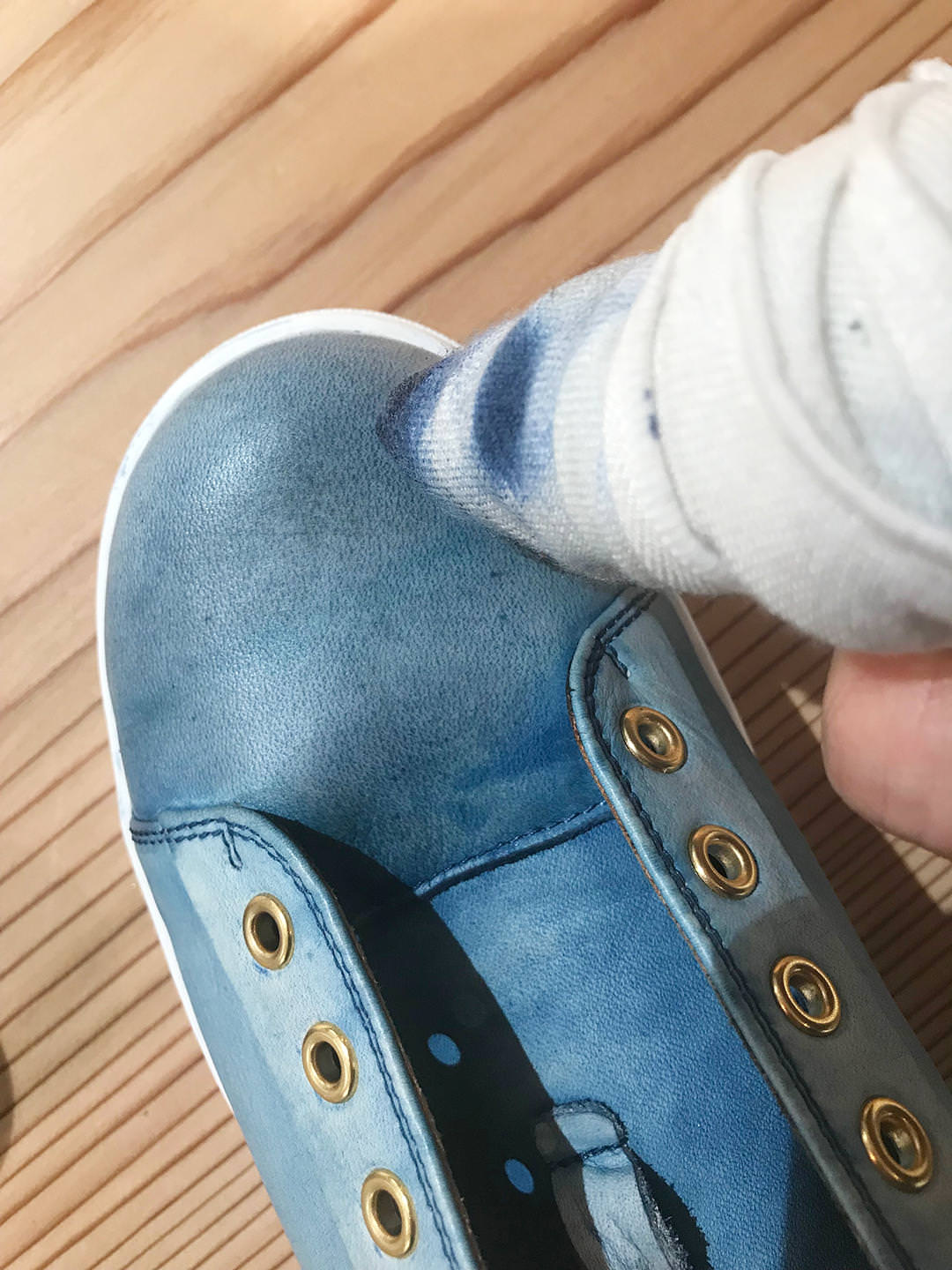 天然本藍染め（SUKUMO Leather)専用靴クリーム完成